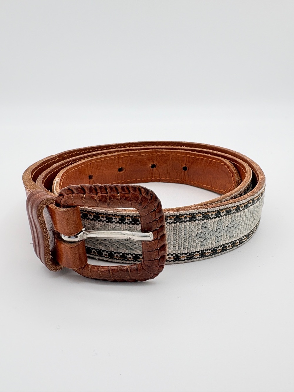 Brown Leather Western Needlepoint Fabric Belt Size 36 Wrapped Buckle